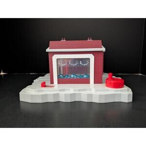 TOMY Thomas & Friends Engine Wash Blue Track Destination Building